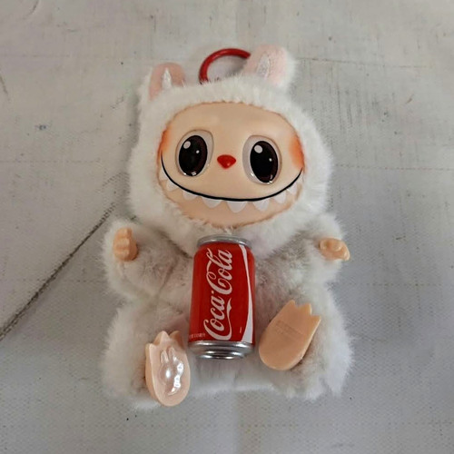Pop mart coca - mart, labubu