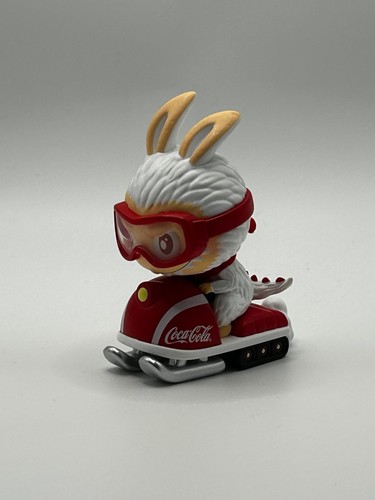 Figurina pop mart - mart, the